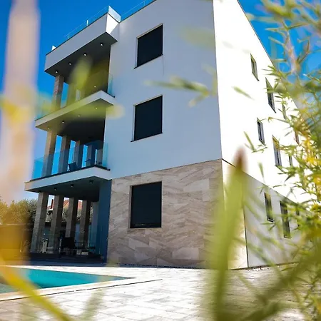 Palace Apartman