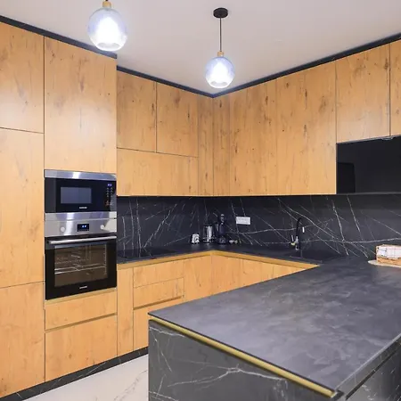 Palace Apartman Sukosan